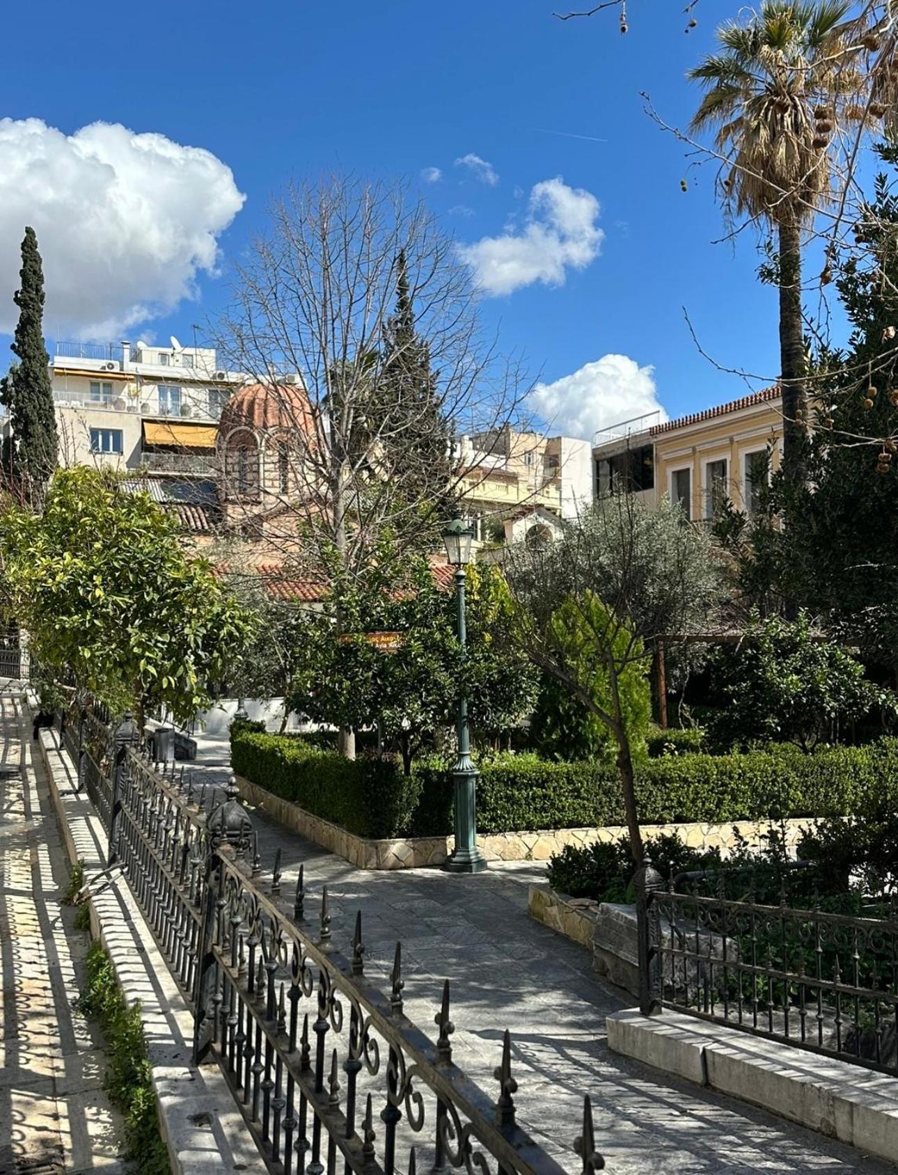 Central House In Plaka Athen Exterior foto
